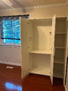 Private one bedroom on main floor - Photo 5