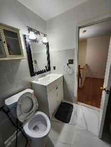 1 Large Room for Rent in 3-Storey Townhouse –Available June 2026 - Photo 5