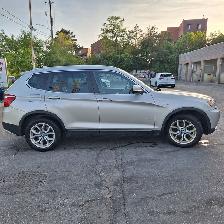 2014 BMW X3 xDrive28i AWD 2.0l 4cyl, No Accidents, One owner! - Photo 9