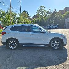 2017 BMW X1 xDrive28i AWD, 2.5l 4cyl, Pre-sale inspection done! - Photo 9