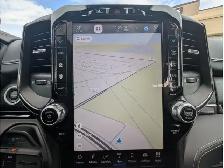2022 Ram 3500 Limited 6.7L/Touchscreen/Sunroof/Camera - Photo 3
