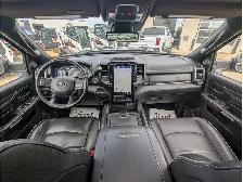 2022 Ram 3500 Limited 6.7L/Touchscreen/Sunroof/Camera - Photo 14