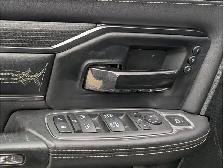 2022 Ram 3500 Limited 6.7L/Touchscreen/Sunroof/Camera - Photo 15