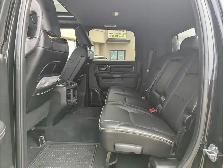 2022 Ram 3500 Limited 6.7L/Touchscreen/Sunroof/Camera - Photo 18