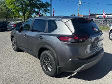 2022 Nissan Rogue S, All Wheel Drive, Htd. Seats, Alloy Wheels - Photo 5
