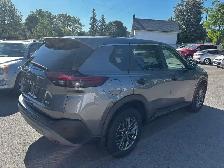 2022 Nissan Rogue S, All Wheel Drive, Htd. Seats, Alloy Wheels - Photo 8