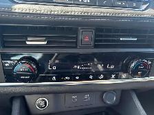 2022 Nissan Rogue S, All Wheel Drive, Htd. Seats, Alloy Wheels - Photo 18
