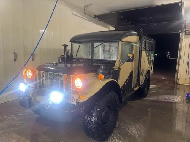 1955 Dodge M152