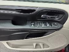 2017 DODGE GRAND CARAVAN SXT PREMIUM PLUS, STOW N GO - Photo 13