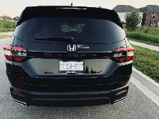 Urgent Sale – 2025 Honda Pilot Black Edition | 18,000 KM | Like - Photo 5