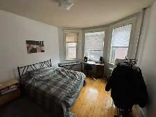 je cherche  une chambre urgent a montreal