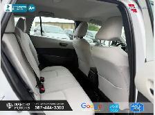 2022 Toyota Corolla Cross L AWD - Low Kilometers - Photo 27