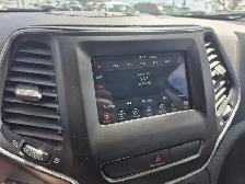 2021 Jeep Cherokee - Photo 8