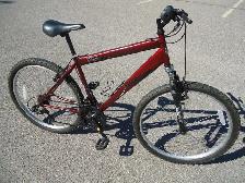 MONGOOSE – Sting, Commuting Bike