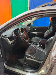 2018 Jeep Cherokee trail hawk - Photo 2
