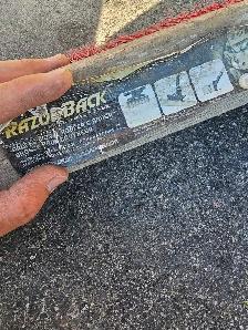 Razor-Back Professional Roofer's Brush - Photo 4