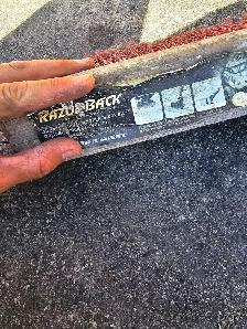 Razor-Back Professional Roofer's Brush - Photo 6