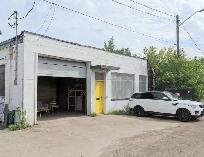 Commercial Workshop Space for rent in Prime Etobicoke Location! - Photo 4