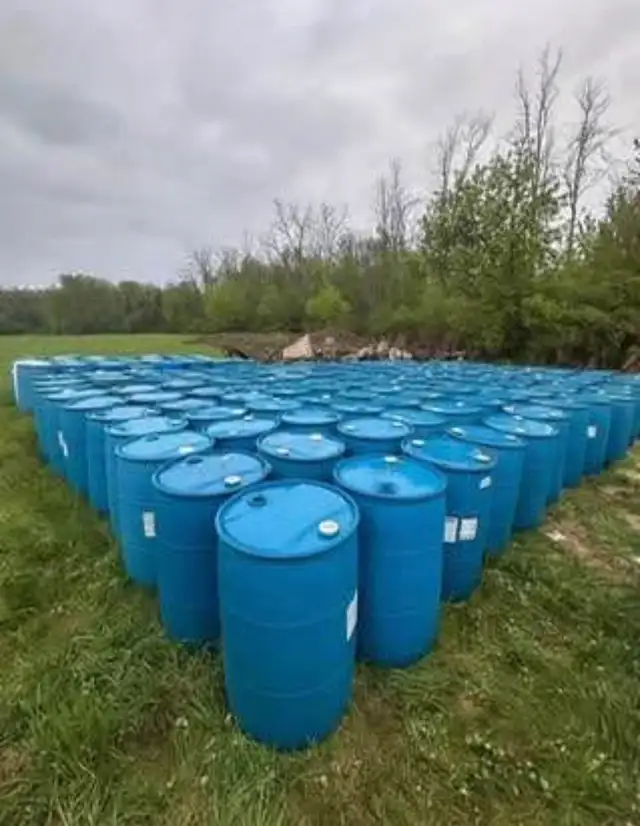 55 gallon blue barrels