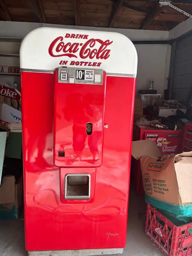 1956 Coca Cola machine