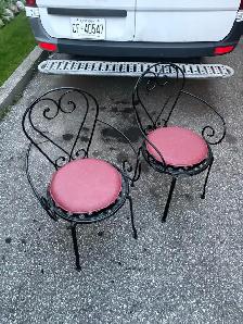 Free delivery used Pair of Black Metal Bistro Chairs - Photo 2
