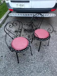 Free delivery used Pair of Black Metal Bistro Chairs - Photo 3