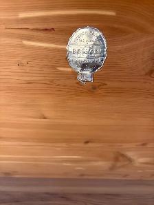Free delivery antique circa 1940 Boshart Cedar Chest - Photo 7
