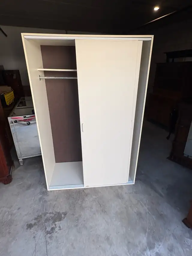 Free delivery used Sliding Door Wardrobe