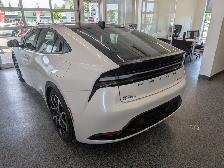 2025 Toyota Prius Plug-In Hybrid XSE - Photo 4
