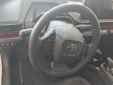 2025 Toyota Prius Plug-In Hybrid XSE - Photo 12
