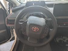 2025 Toyota Prius Plug-In Hybrid XSE - Photo 15