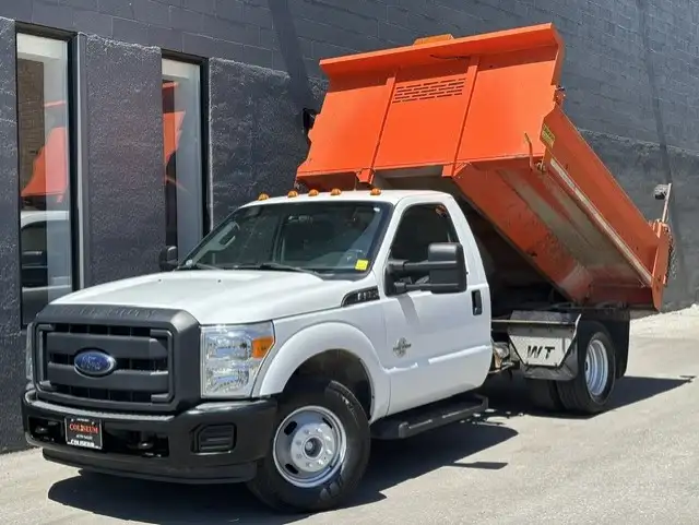 2015 Ford Super Duty F-350 DRW 6.7L POWER STROKE DIESEL-9' DUMP