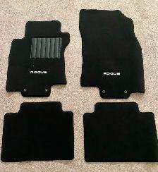 Brand New Nissan Rouge Genuine Floor Mats 2020-2026