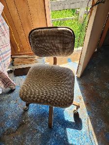 Vintage steno chair