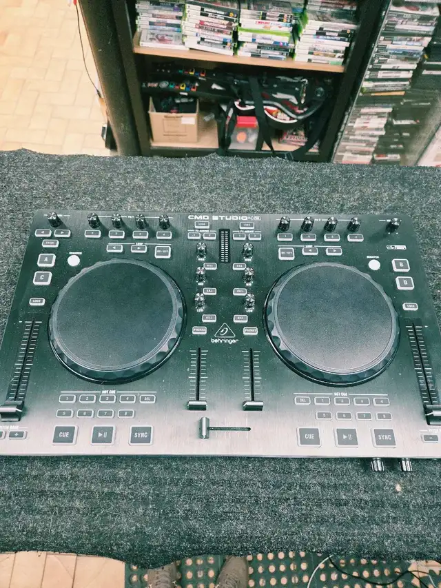 Contrôleur DJ