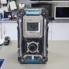 Makita Cordless Bluetooth Jobsite Radio AM/FM Stereo - Photo 4