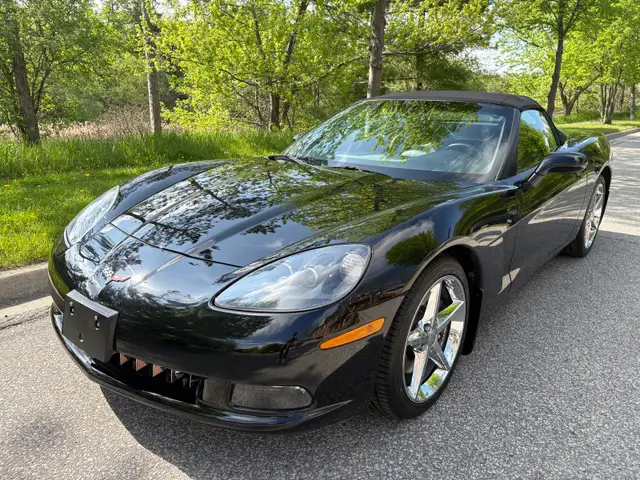 2013 Corvette Convertible(LOW KM)