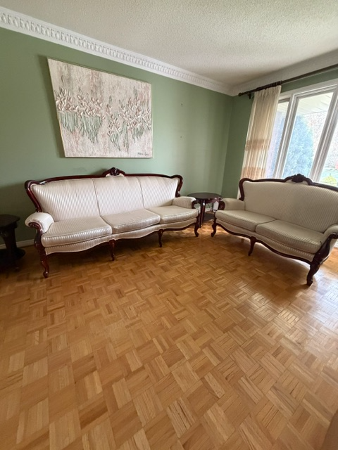 Elegant Vintage French Provincial Sofa & Love Seat Set