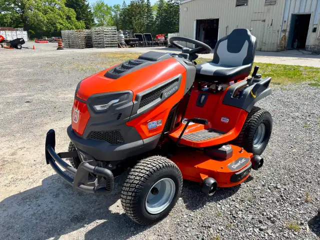 2024 Husqvarna TS248XD Lawn Tractor