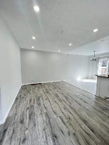 Room in House for Rent by WinstonChurchill & Hwy403 in ErinMills