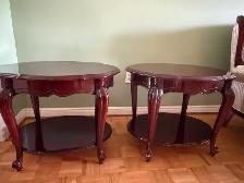 Elegant Vintage French Provincial End Tables - Photo 2