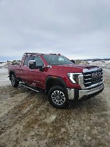 2026 GMC Sierra 3500 SLT - Photo 3