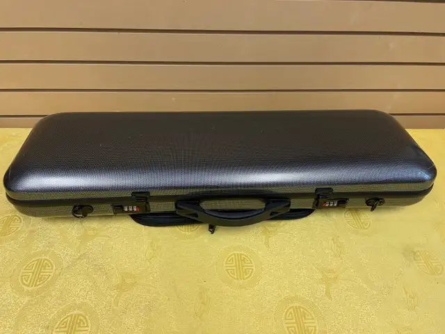 4/4 Grey Carbon Fiber Violin Case with Hygrometer Side Pocket