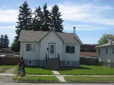 NW INNER CITY WALK TO SAIT LOWER BRIGHT CLEAN LEGAL 2BRM, YARD