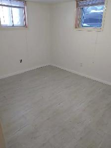 NW INNER CITY WALK TO SAIT LOWER BRIGHT CLEAN LEGAL 2BRM, YARD - Photo 4