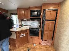 2013 trailer on site - Photo 4