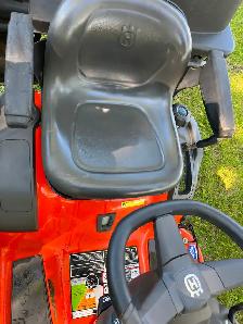tracteur a gazon HUSQVARNA avec ramasse herbe - Photo 6