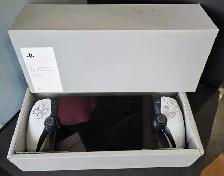 PLAYSTATION REMOTE PLAYER W/BOX