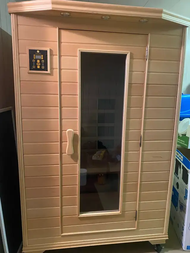 Infared sauna