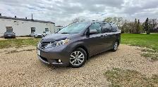 2015 Toyota Sienna XLE AWD /POWER SLIDING DOORS/NAV/LOCAL/GREAT - Photo 2